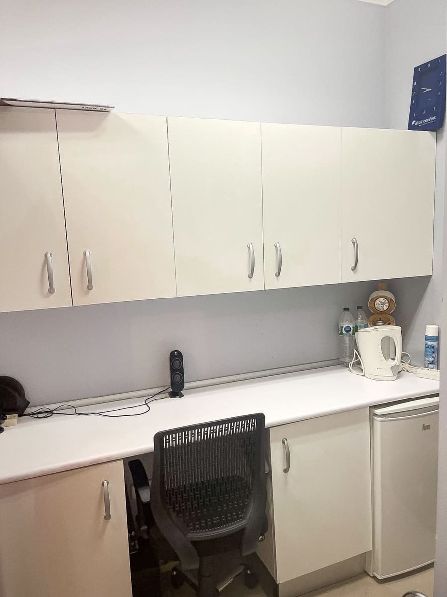 1 soveværelse Erhverv til leje i Albir - € 950 (Ref: 8646020)