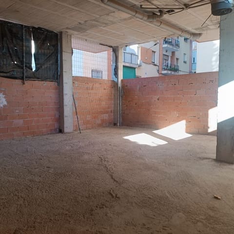 2 bedroom Commercial for rent in Alfaz del Pi / L'Alfàs del Pi with pool - € 1,200 (Ref: 8652261)