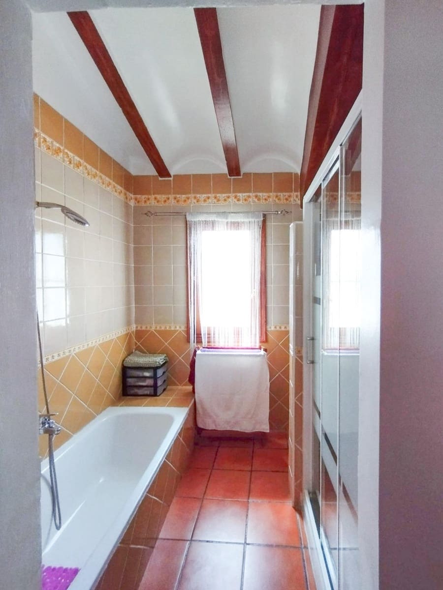 4 sypialnia Dom na sprzedaż w Alfaz del Pi / L'Alfas del Pi z garażem - 499 000 € (Ref: 8773533)