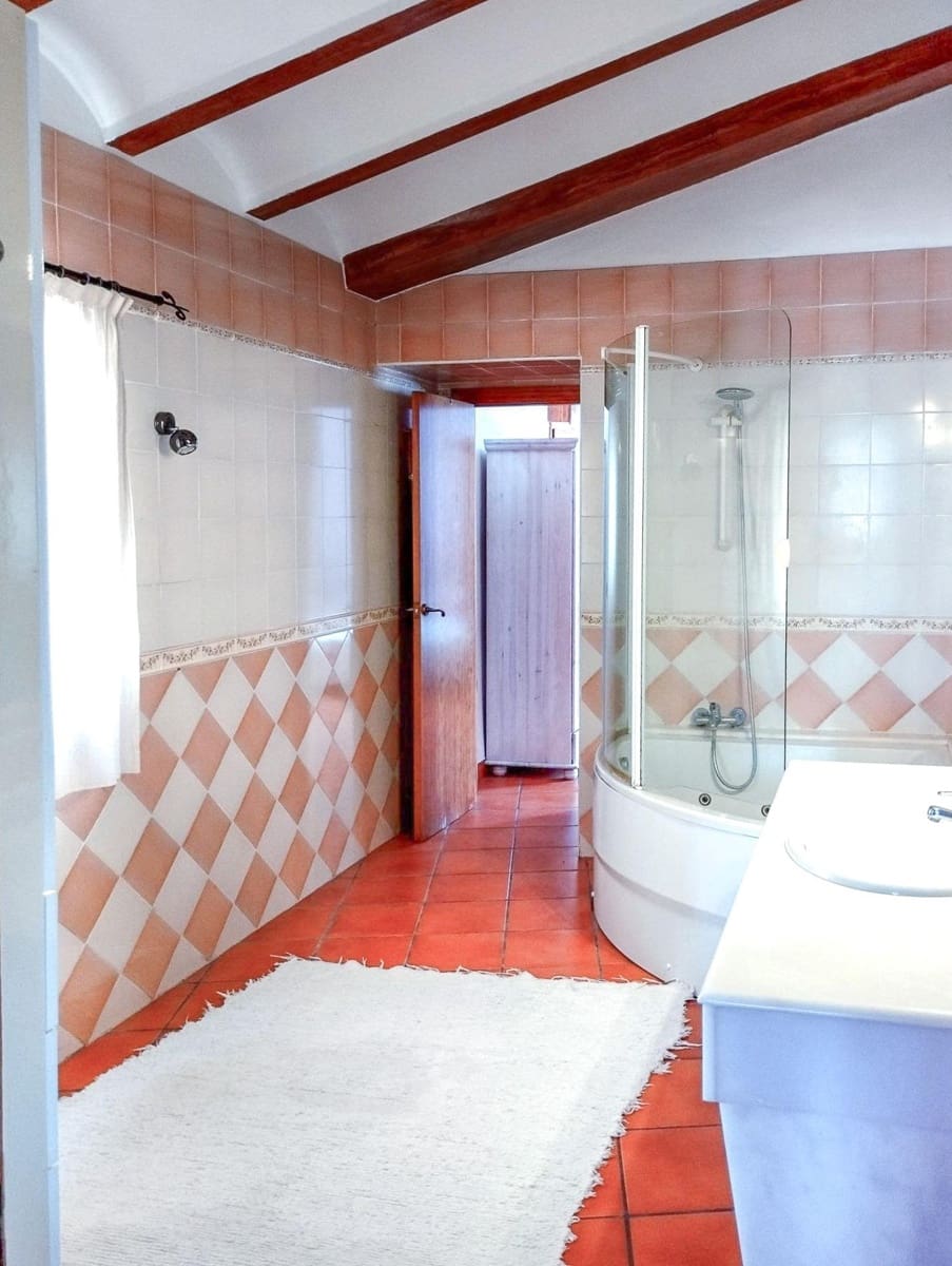 4 sypialnia Dom na sprzedaż w Alfaz del Pi / L'Alfas del Pi z garażem - 499 000 € (Ref: 8773533)