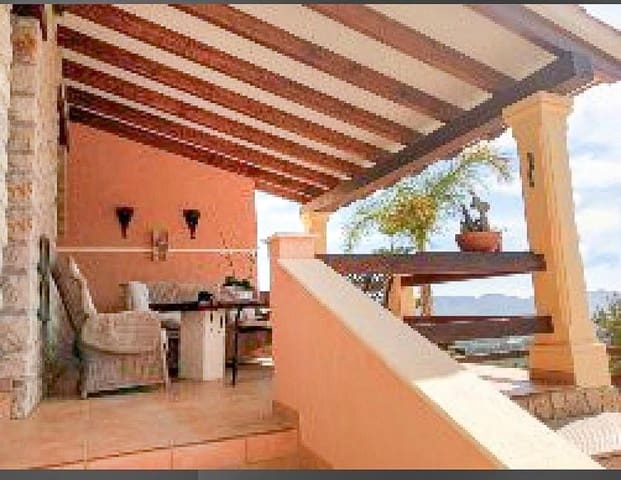 3 chambre Villa/Maison à vendre à Alfaz del Pi / L'Alfàs del Pi avec piscine garage - 950 000 € (Ref: 8778624)