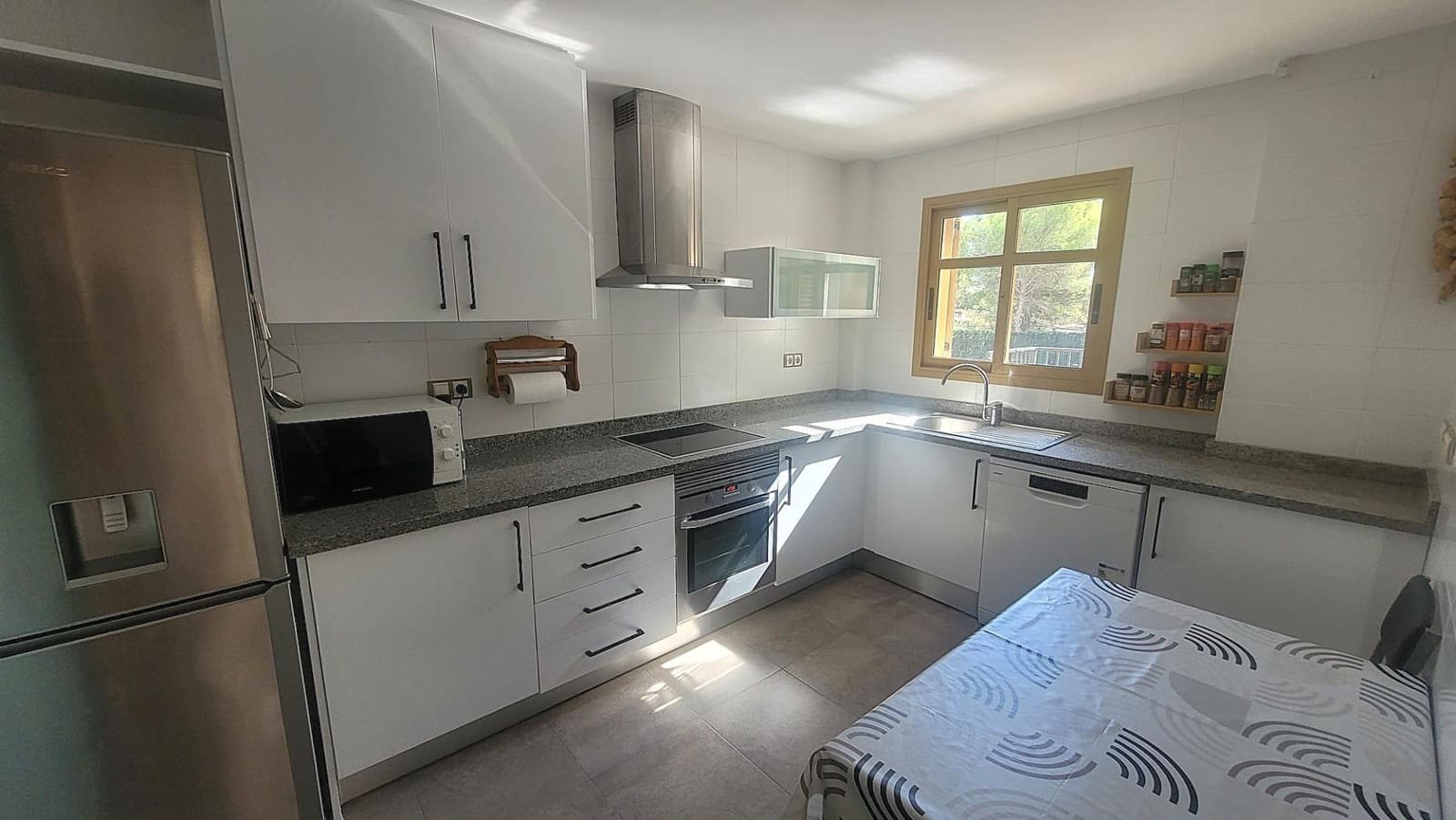 3 quarto Moradia para venda em Finestrat com piscina - 625 000 € (Ref: 8783845)