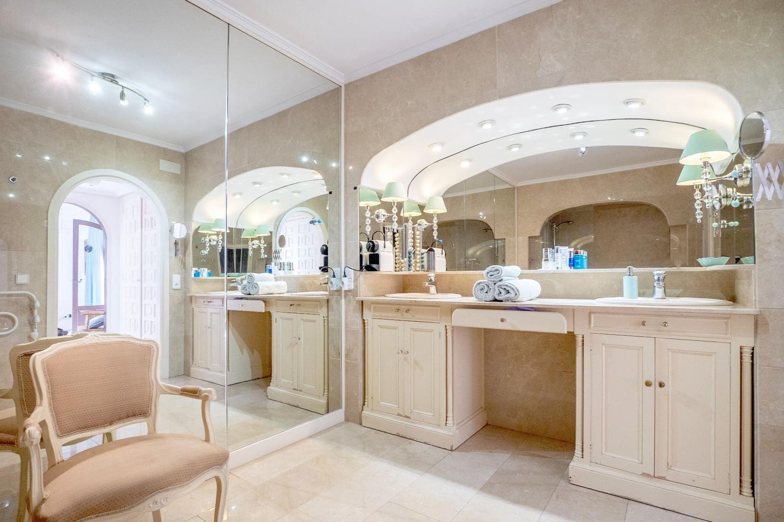 6 soveværelse Villa til salg i La Villajoyosa / Vila Joiosa med swimmingpool garage - € 1.650.000 (Ref: 8806422)