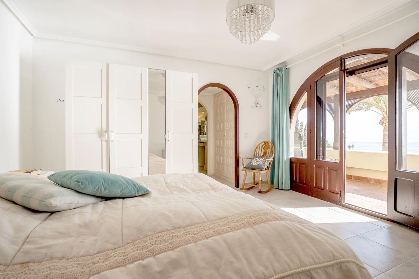 6 sypialnia Willa na sprzedaż w La Villajoyosa / Vila Joiosa z basenem garażem - 1 495 000 € (Ref: 8806422)