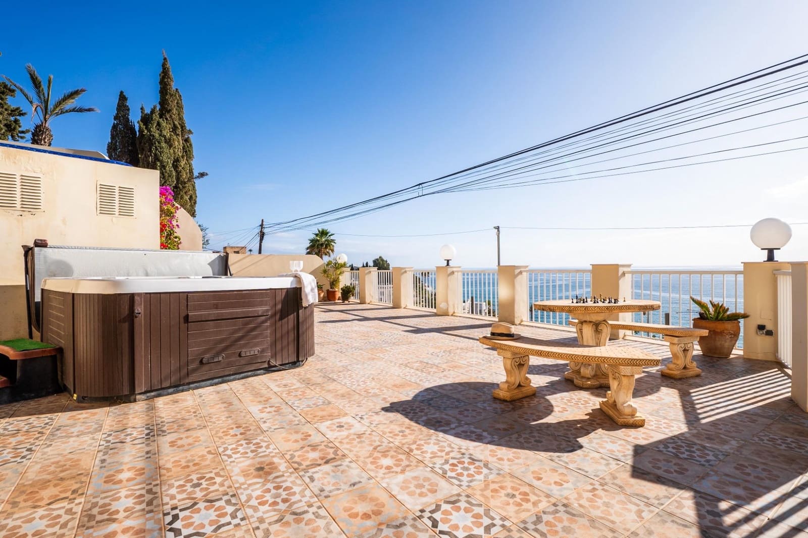 6 sypialnia Willa na sprzedaż w La Villajoyosa / Vila Joiosa z basenem garażem - 1 495 000 € (Ref: 8806422)