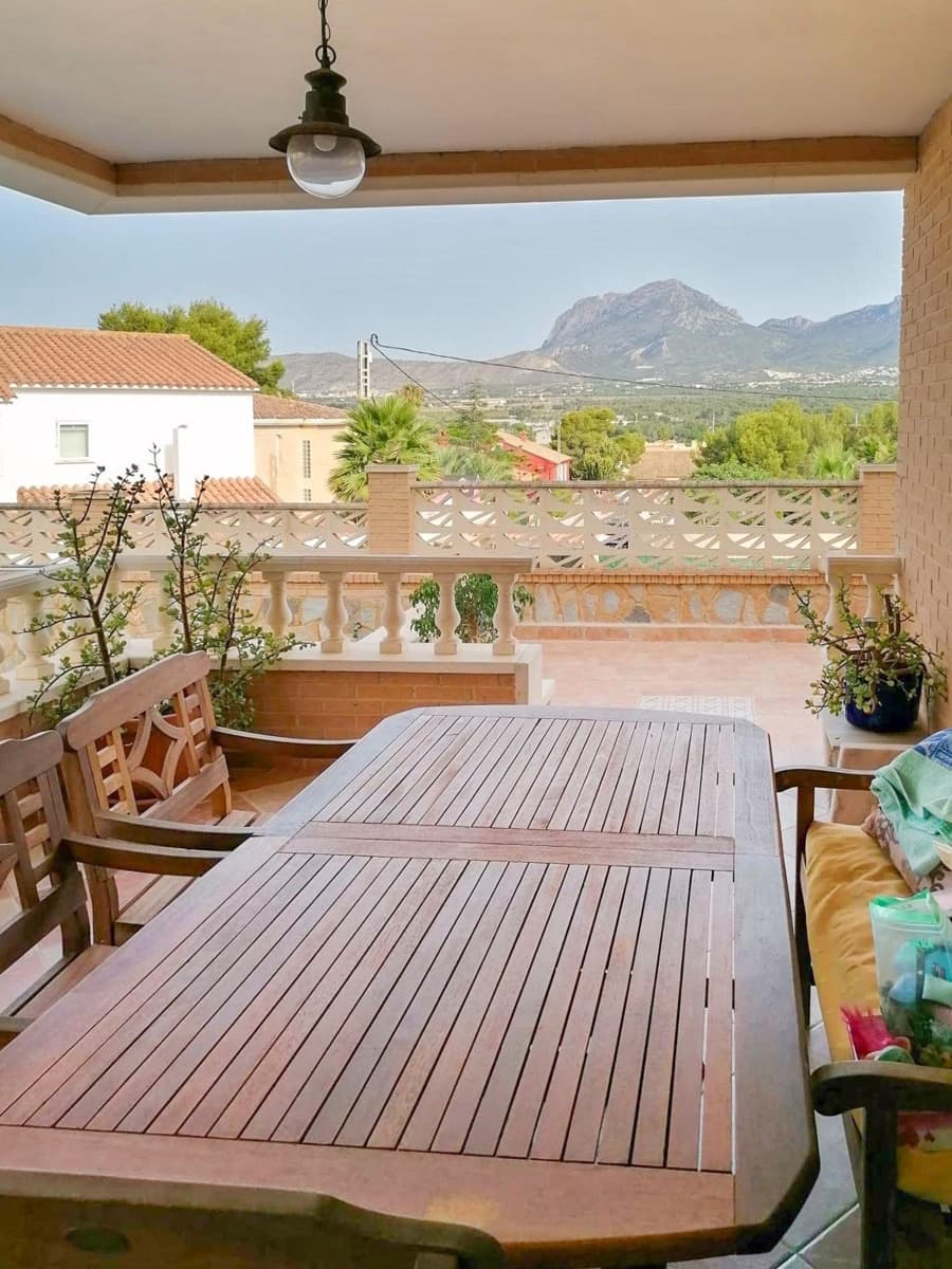 8 soverom Villa til salgs i Benidorm med svømmebasseng - € 945 000 (Ref: 8834622)