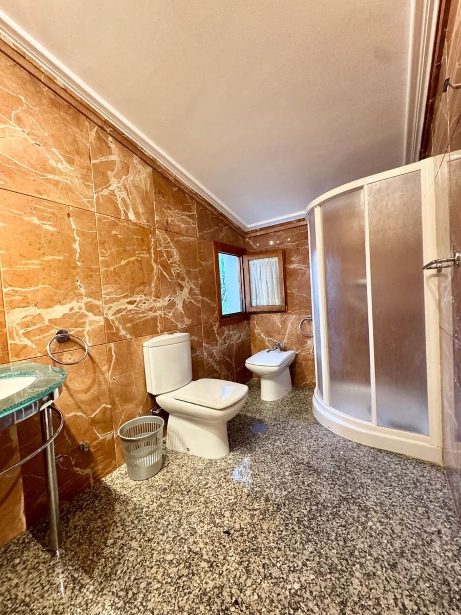 4 slaapkamer Villa te koop in Alfaz del Pi / L'Alfas del Pi met zwembad garage - € 1.200.000 (Ref: 8836549)