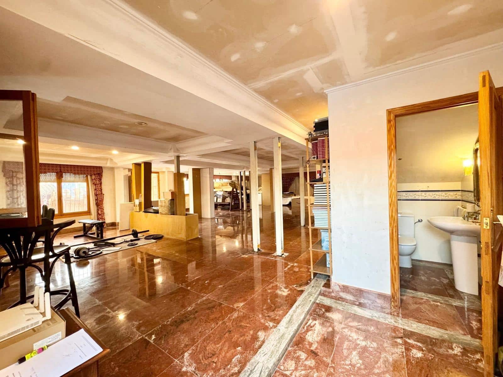 4 slaapkamer Villa te koop in Alfaz del Pi / L'Alfas del Pi met zwembad garage - € 1.200.000 (Ref: 8836549)