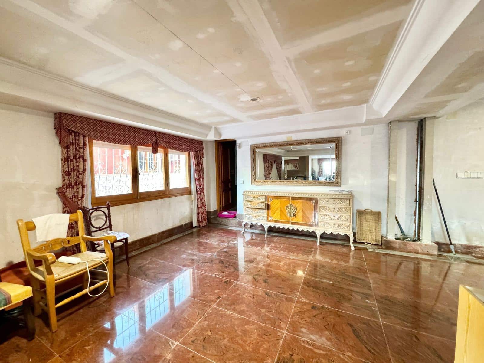 4 slaapkamer Villa te koop in Alfaz del Pi / L'Alfas del Pi met zwembad garage - € 1.200.000 (Ref: 8836549)