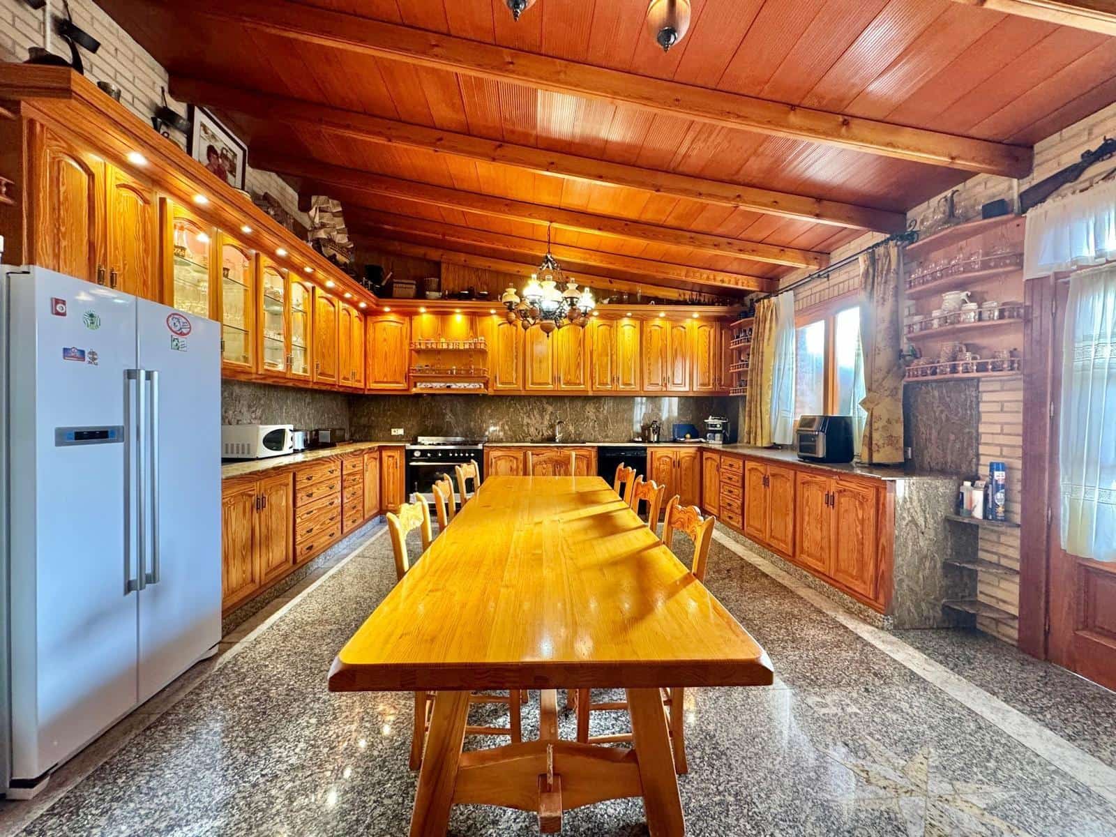 4 slaapkamer Villa te koop in Alfaz del Pi / L'Alfas del Pi met zwembad garage - € 1.200.000 (Ref: 8836549)