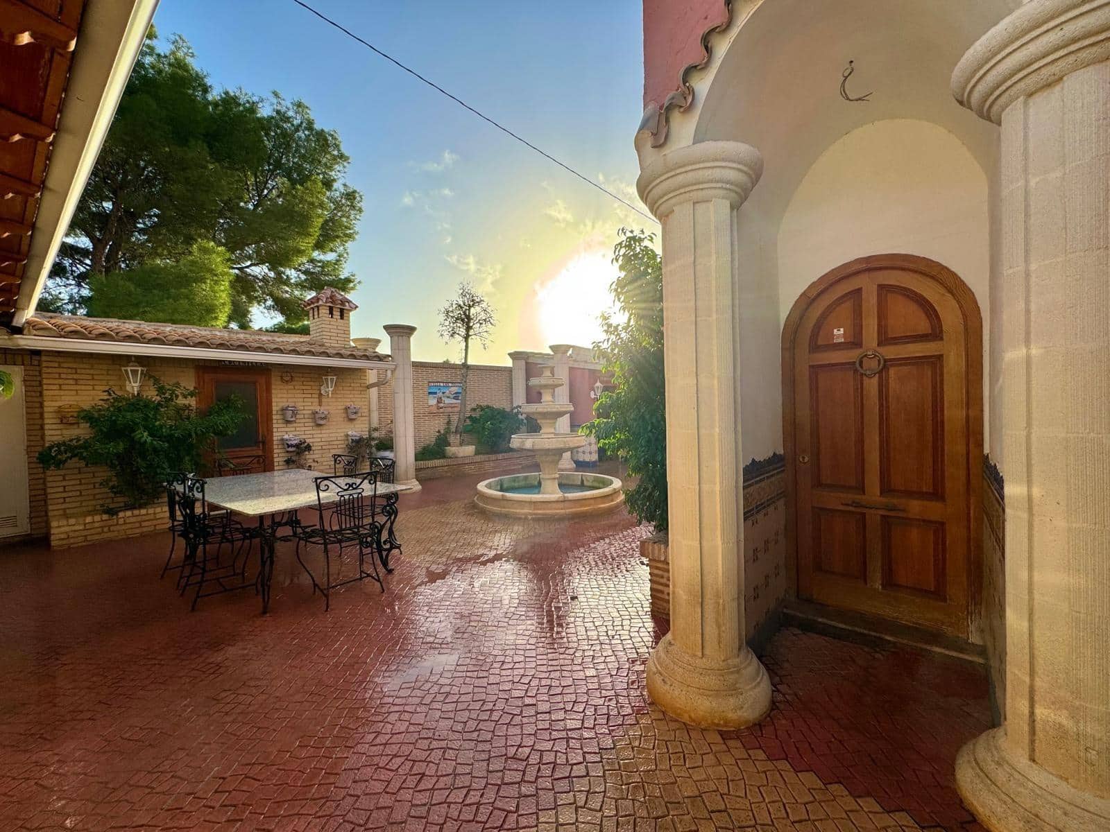 4 slaapkamer Villa te koop in Alfaz del Pi / L'Alfas del Pi met zwembad garage - € 1.200.000 (Ref: 8836549)