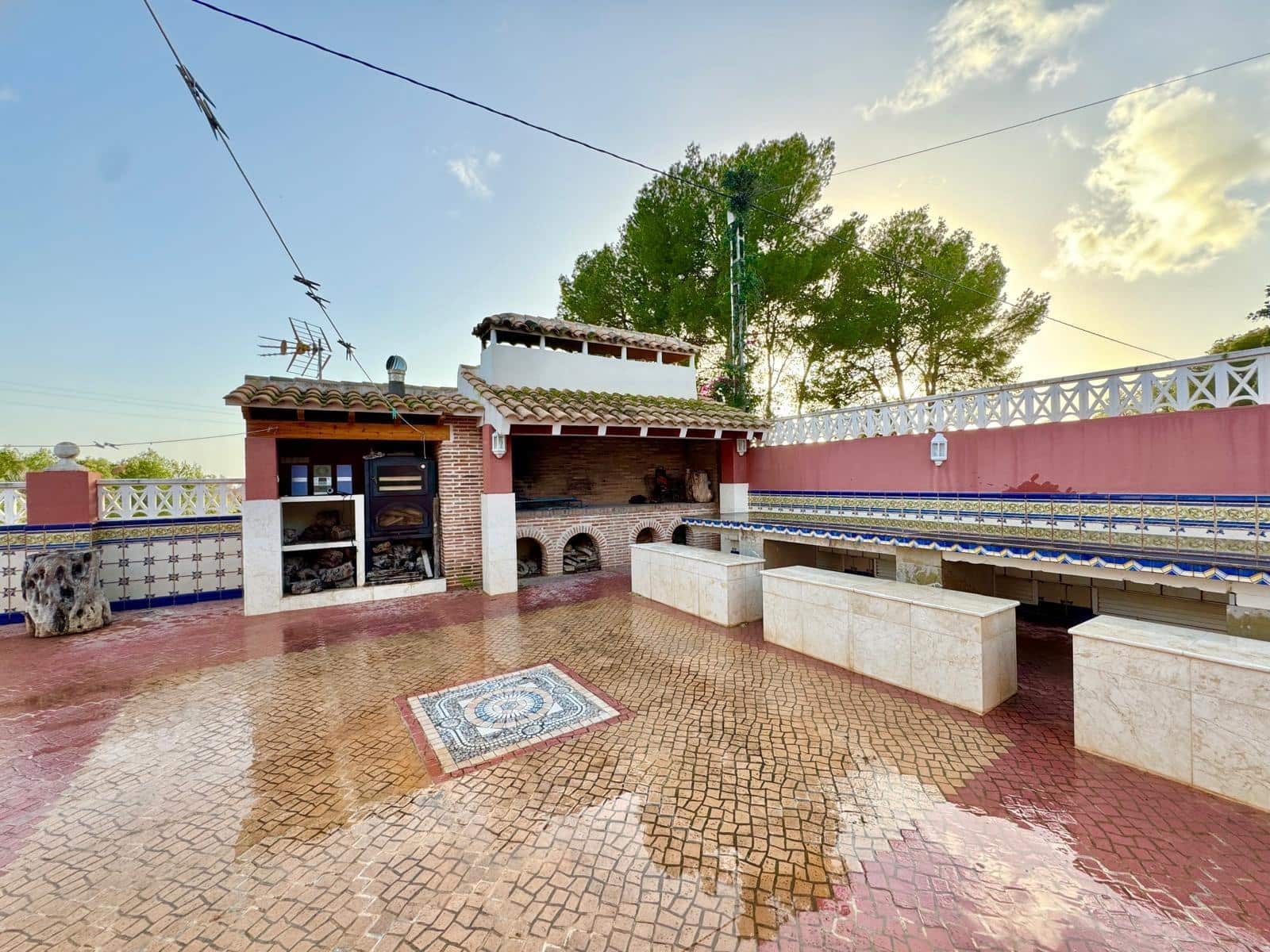 4 slaapkamer Villa te koop in Alfaz del Pi / L'Alfas del Pi met zwembad garage - € 1.200.000 (Ref: 8836549)