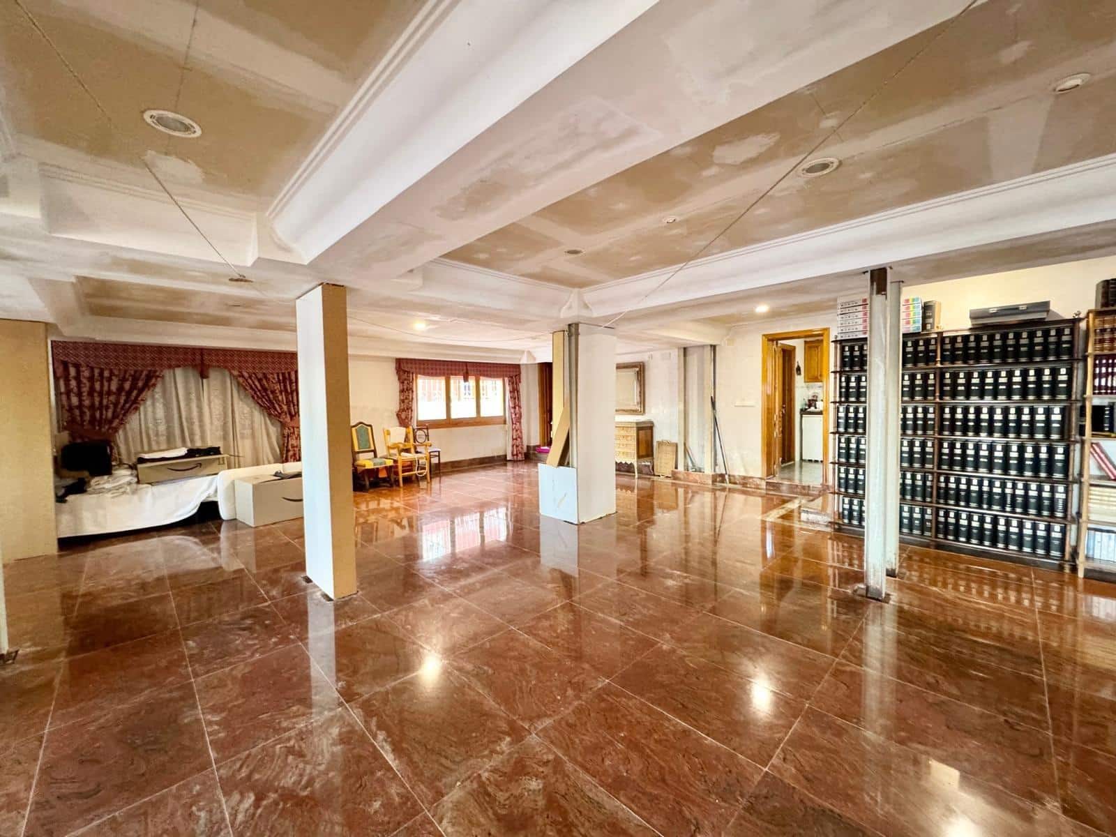 4 slaapkamer Villa te koop in Alfaz del Pi / L'Alfas del Pi met zwembad garage - € 1.200.000 (Ref: 8836549)