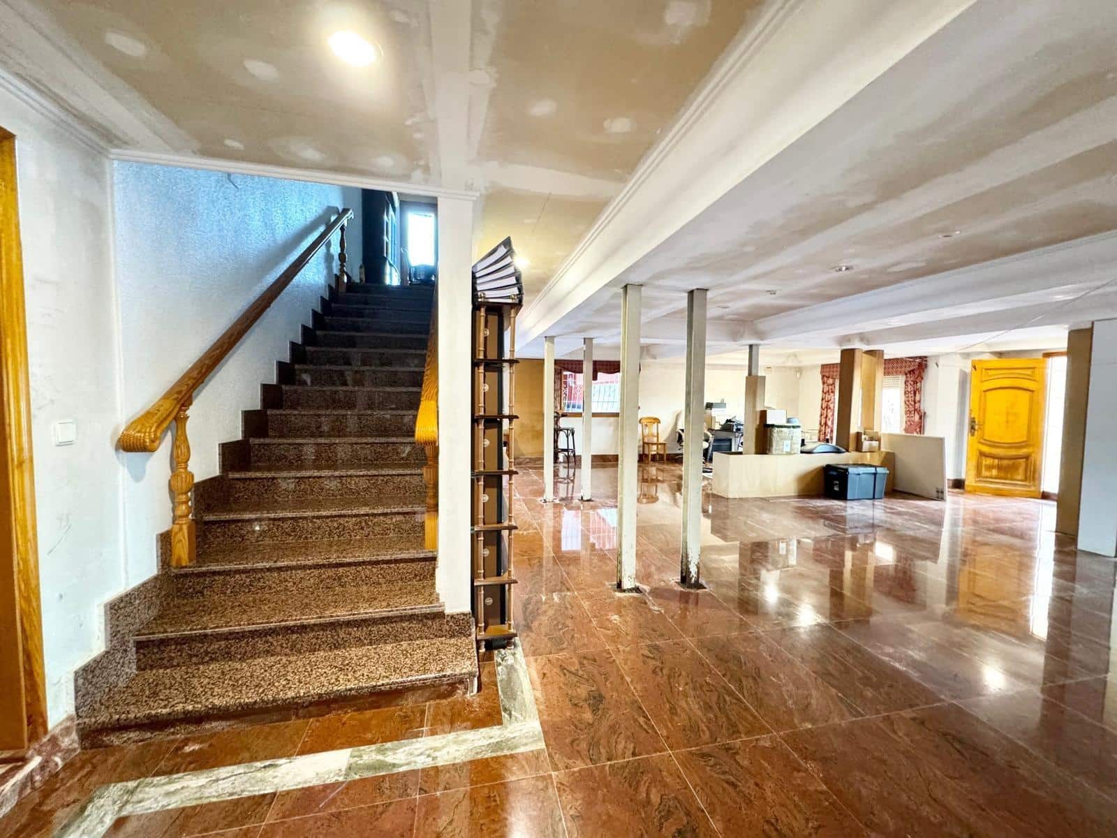 4 slaapkamer Villa te koop in Alfaz del Pi / L'Alfas del Pi met zwembad garage - € 1.200.000 (Ref: 8836549)