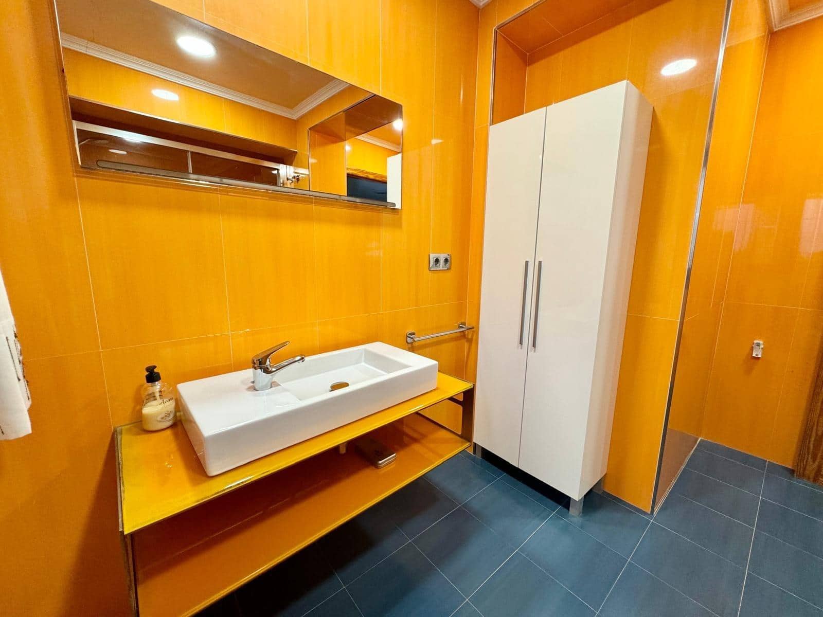 4 slaapkamer Villa te koop in Alfaz del Pi / L'Alfas del Pi met zwembad garage - € 1.200.000 (Ref: 8836549)