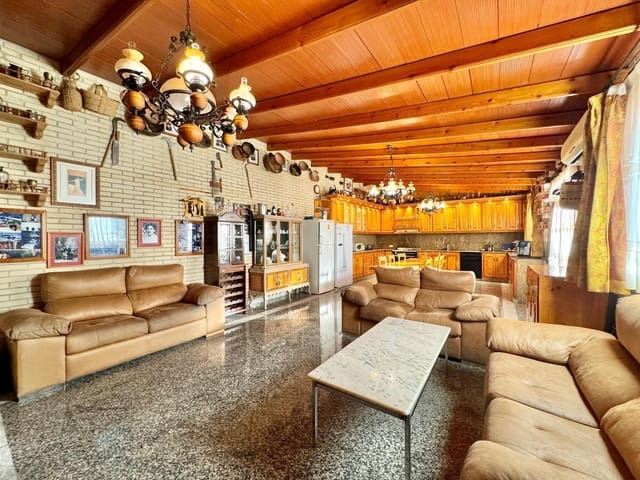 4 slaapkamer Villa te koop in Alfaz del Pi / L'Alfàs del Pi met zwembad garage - € 1.200.000 (Ref: 8836549)