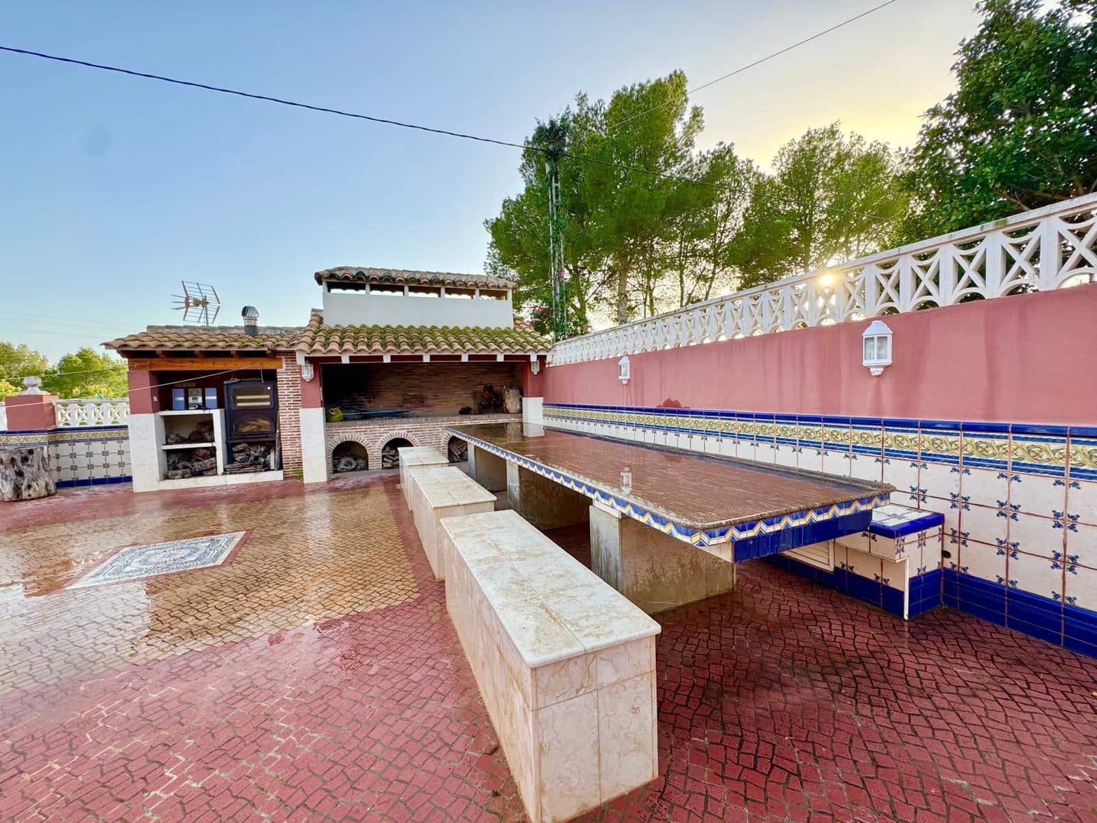 4 slaapkamer Villa te koop in Alfaz del Pi / L'Alfas del Pi met zwembad garage - € 1.200.000 (Ref: 8836549)