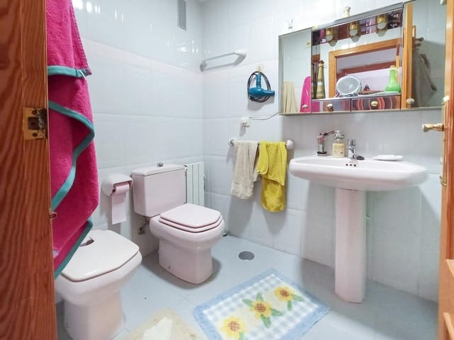 2 bedroom Apartment for sale in Albir, Alfaz del Pi / L'Alfàs del Pi with pool - € 259,000 (Ref: 8847706)