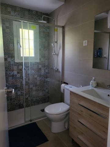 4 makuuhuone Huvila vuokrattavana paikassa Albir, Alfaz del Pi / L'Alfàs del Pi mukana uima-altaan 
autotalli - 2 000 € (Ref: 8865332)