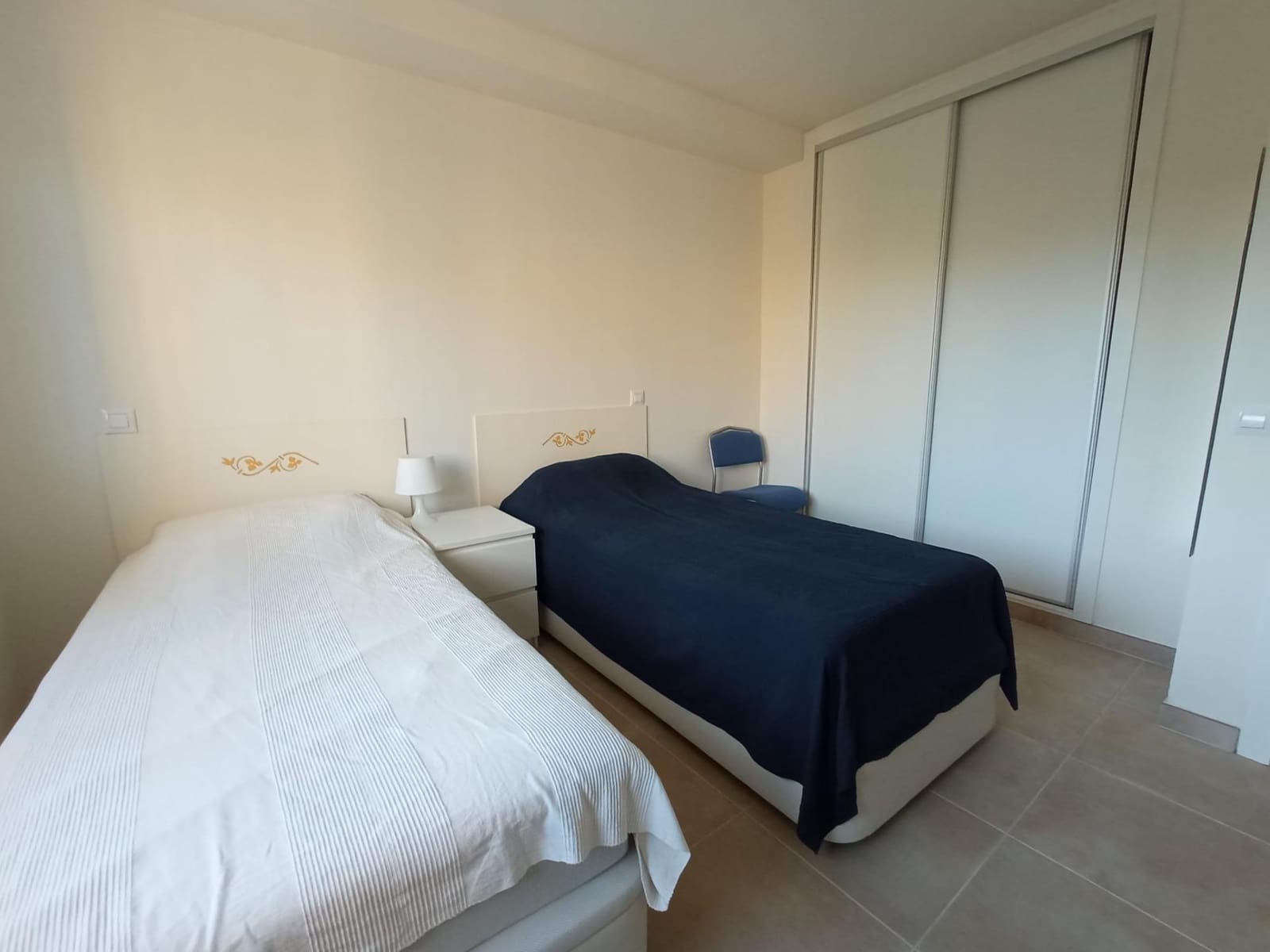 4 makuuhuone Huvila vuokrattavana paikassa Albir mukana uima-altaan 
autotalli - 2 000 € (Ref: 8865332)