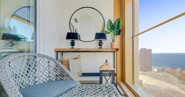 2 soverom Leilighet til salgs i Benidorm med svømmebasseng - € 485 000 (Ref: 8879994)