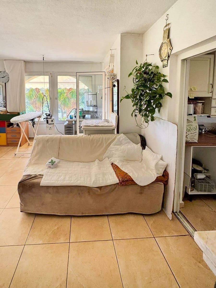 5 slaapkamer Finca/Landhuis te koop in La Nucia - € 650.000 (Ref: 8896964)