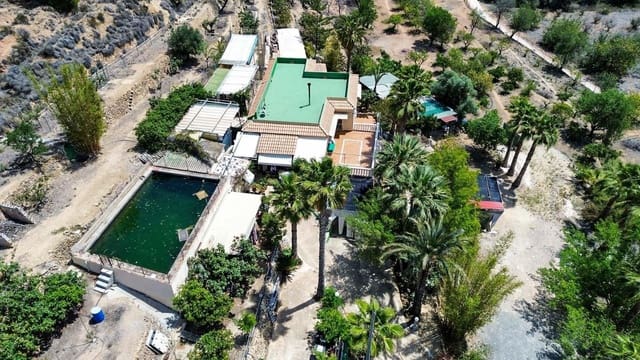 5 chambre Finca/Maison de Campagne à vendre à La Nucia - 650 000 € (Ref: 8896964)