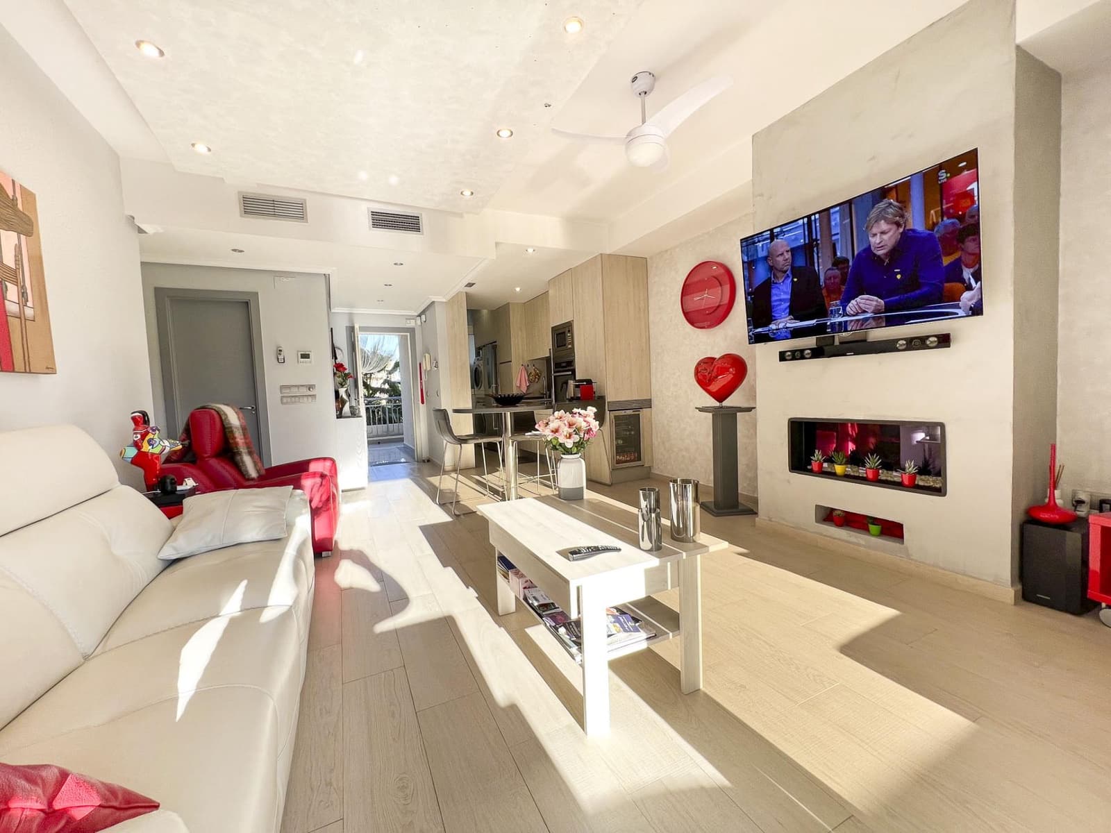 2 bedroom Apartment for rent in Albir with pool garage - € 1,550 (Ref: 8913051)