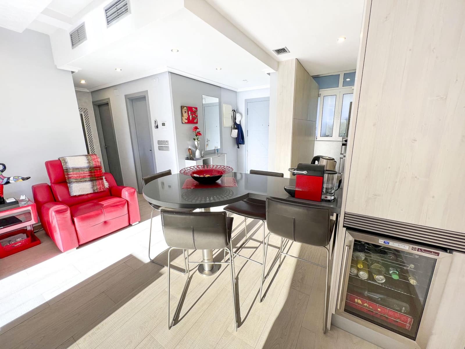 2 bedroom Apartment for rent in Albir with pool garage - € 1,550 (Ref: 8913051)