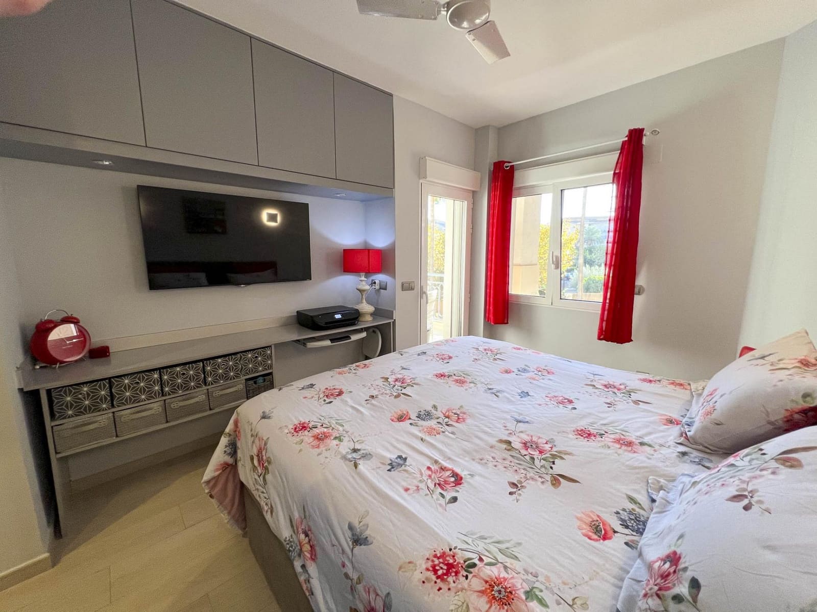 2 bedroom Apartment for rent in Albir with pool garage - € 1,550 (Ref: 8913051)