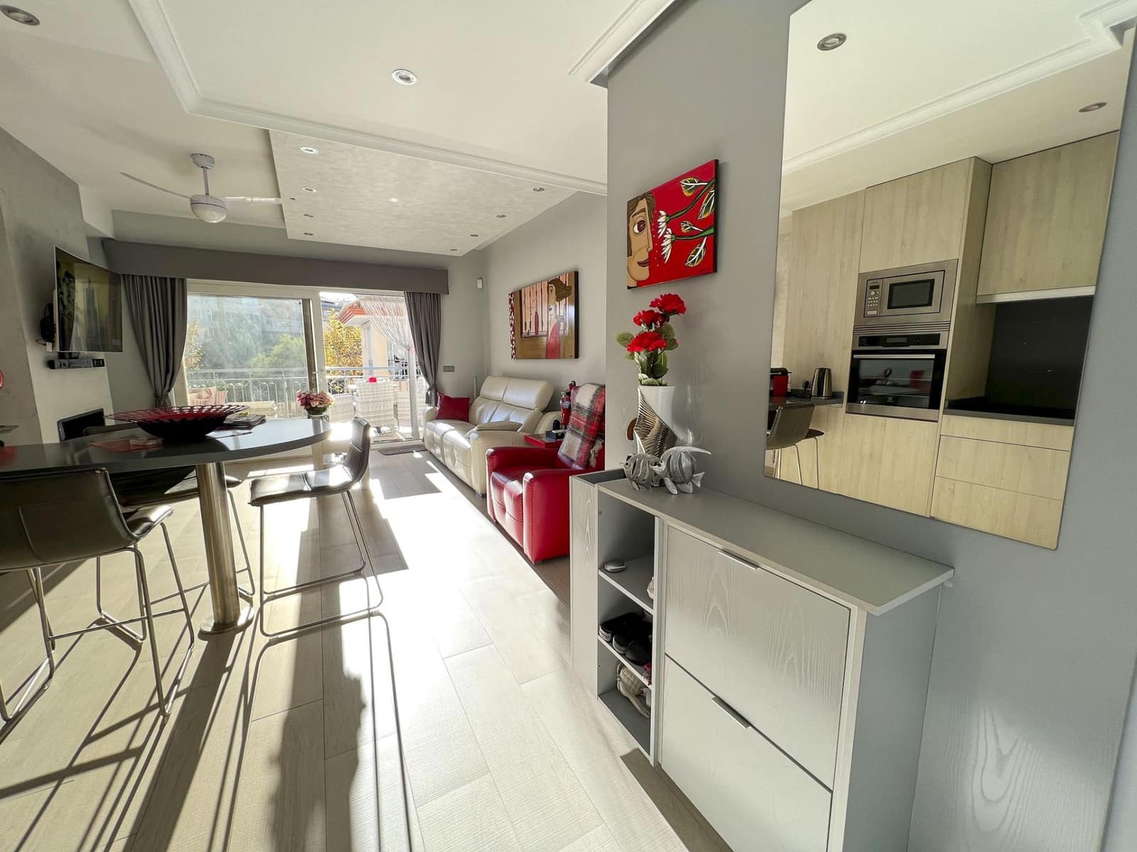 2 bedroom Apartment for rent in Albir with pool garage - € 1,550 (Ref: 8913051)