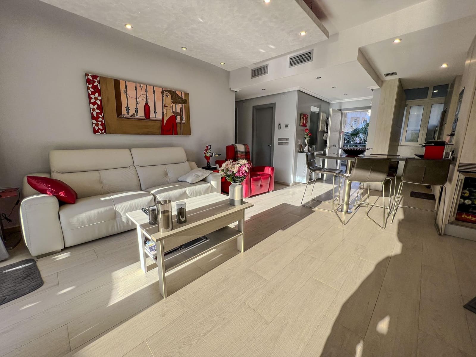 2 bedroom Apartment for rent in Albir with pool garage - € 1,550 (Ref: 8913051)