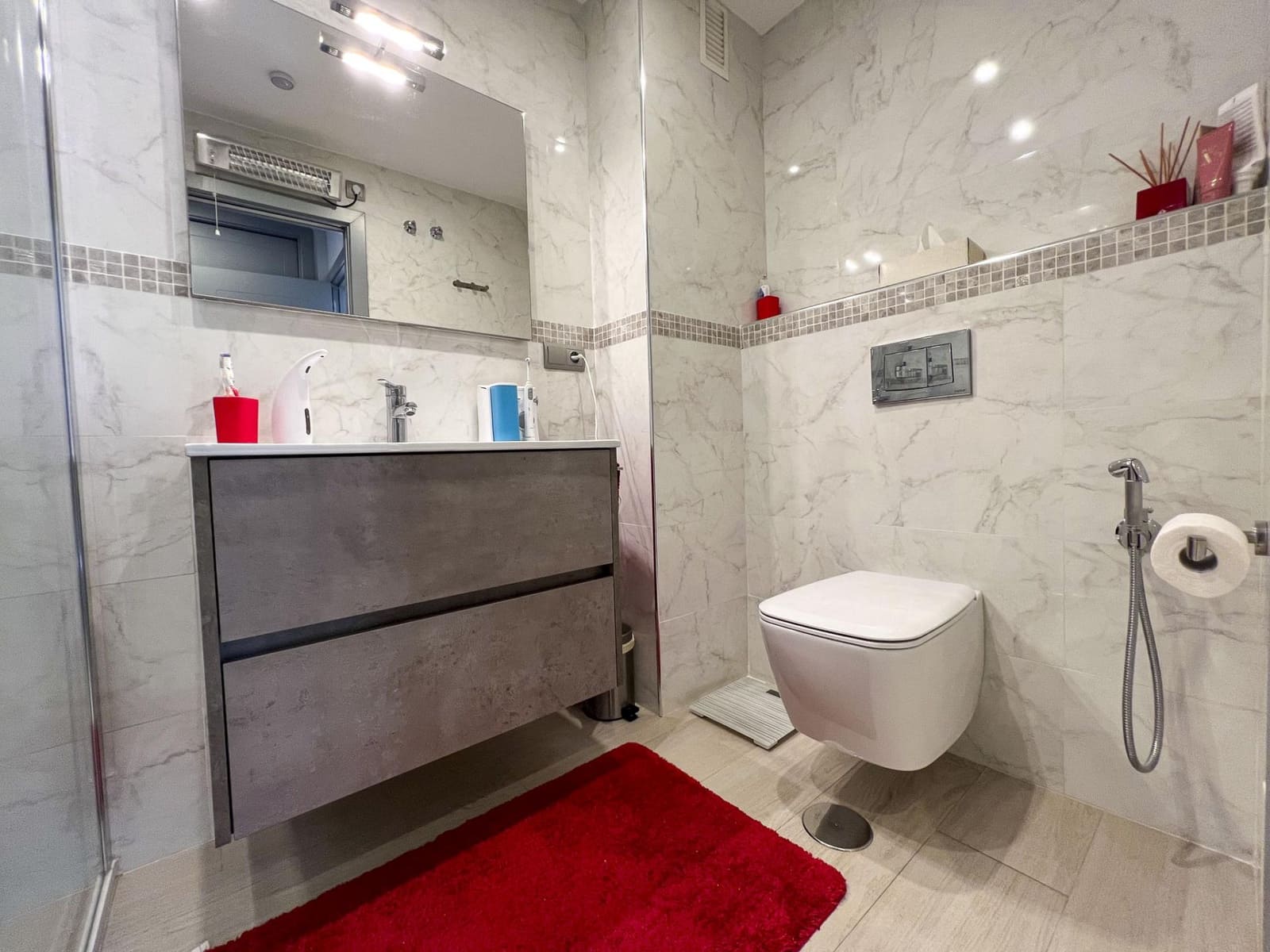 2 bedroom Apartment for rent in Albir with pool garage - € 1,550 (Ref: 8913051)