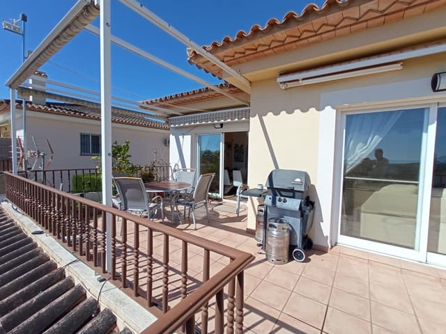 4 bedroom Villa for sale in La Nucia with pool garage - € 450,000 (Ref: 8938883)