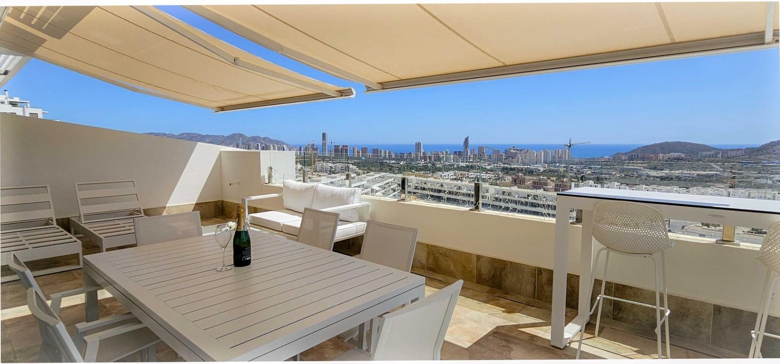 2 bedroom Apartment for sale in Finestrat with pool - € 375,000 (Ref: 8943968)