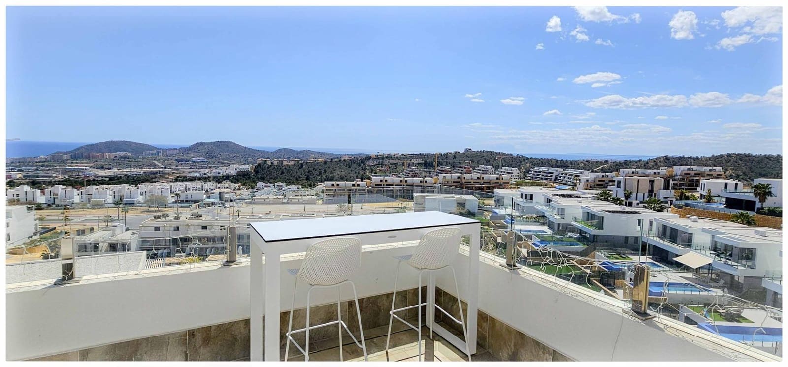 2 bedroom Apartment for sale in Finestrat with pool - € 375,000 (Ref: 8943968)