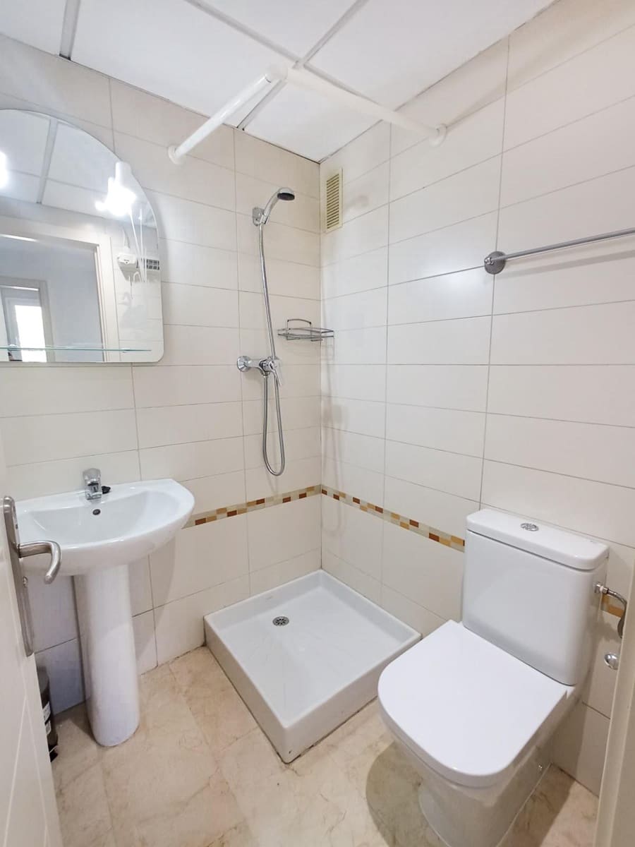 2 Zimmer Apartment zu verkaufen in Albir mit Pool Garage - 385.000 € (Ref: 8950495)