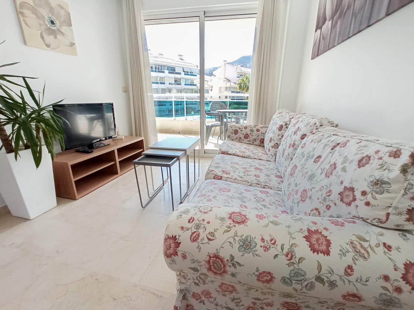2 Zimmer Apartment zu verkaufen in Albir mit Pool Garage - 385.000 € (Ref: 8950495)