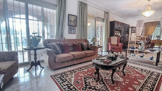 4 Zimmer Villa zu verkaufen in La Nucia mit Pool - 560.000 € (Ref: 8954380)