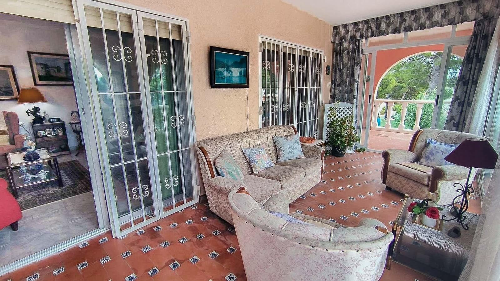 4 bedroom Villa for sale in La Nucia with pool - € 560,000 (Ref: 8954380)