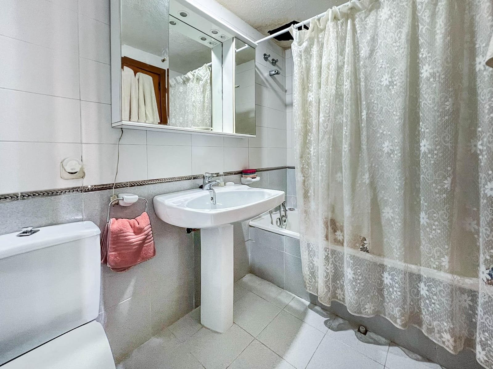 2 soverom Leilighet til salgs i Albir med garasje - € 379 000 (Ref: 9020807)