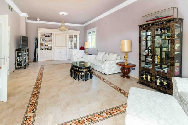 4 soveværelse Villa til salg i Albir, Alfaz del Pi / L'Alfàs del Pi med swimmingpool garage - € 999.000 (Ref: 9062242)