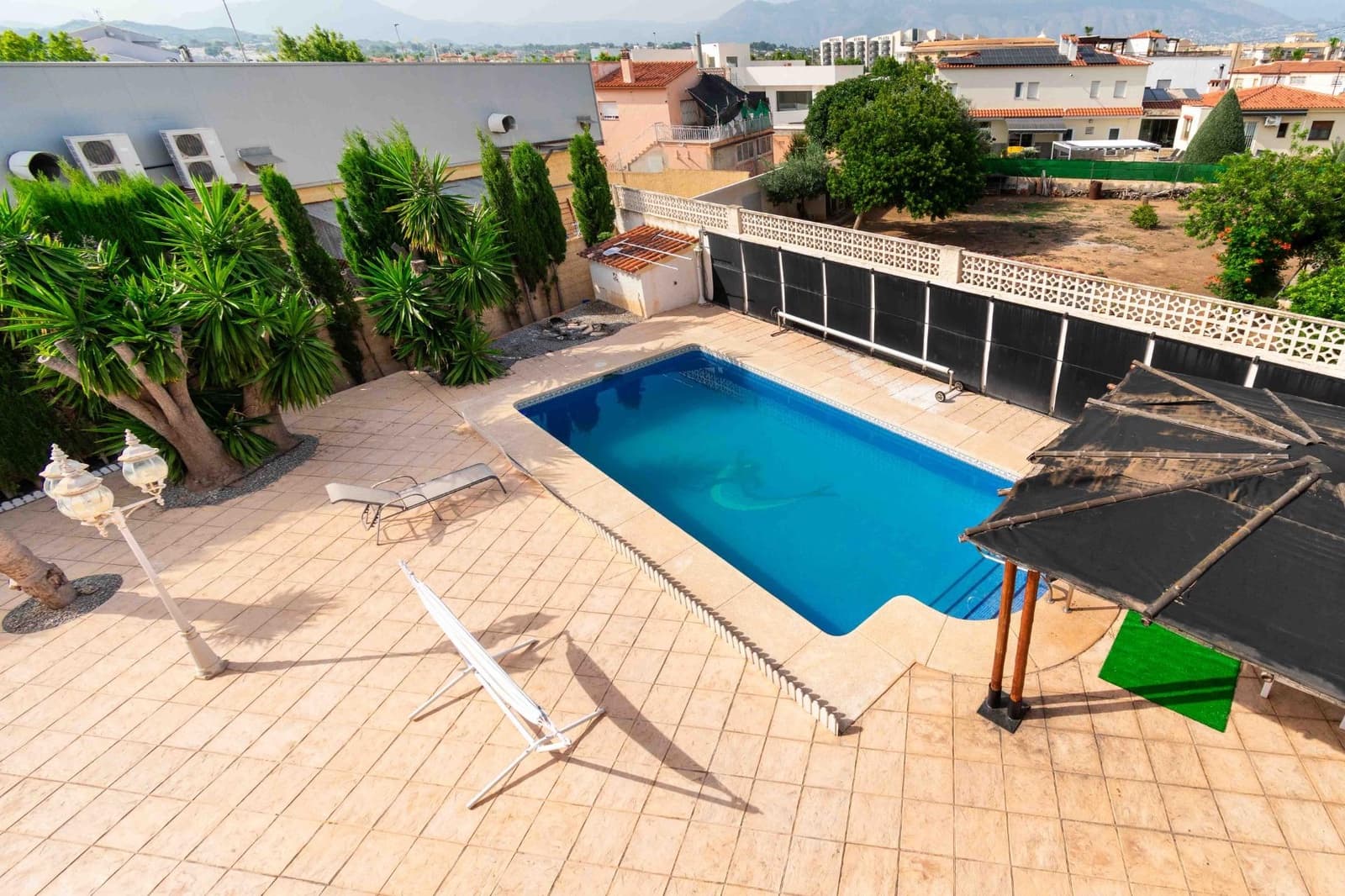 4 bedroom Villa for sale in Albir with pool garage - € 999,000 (Ref: 9062242)