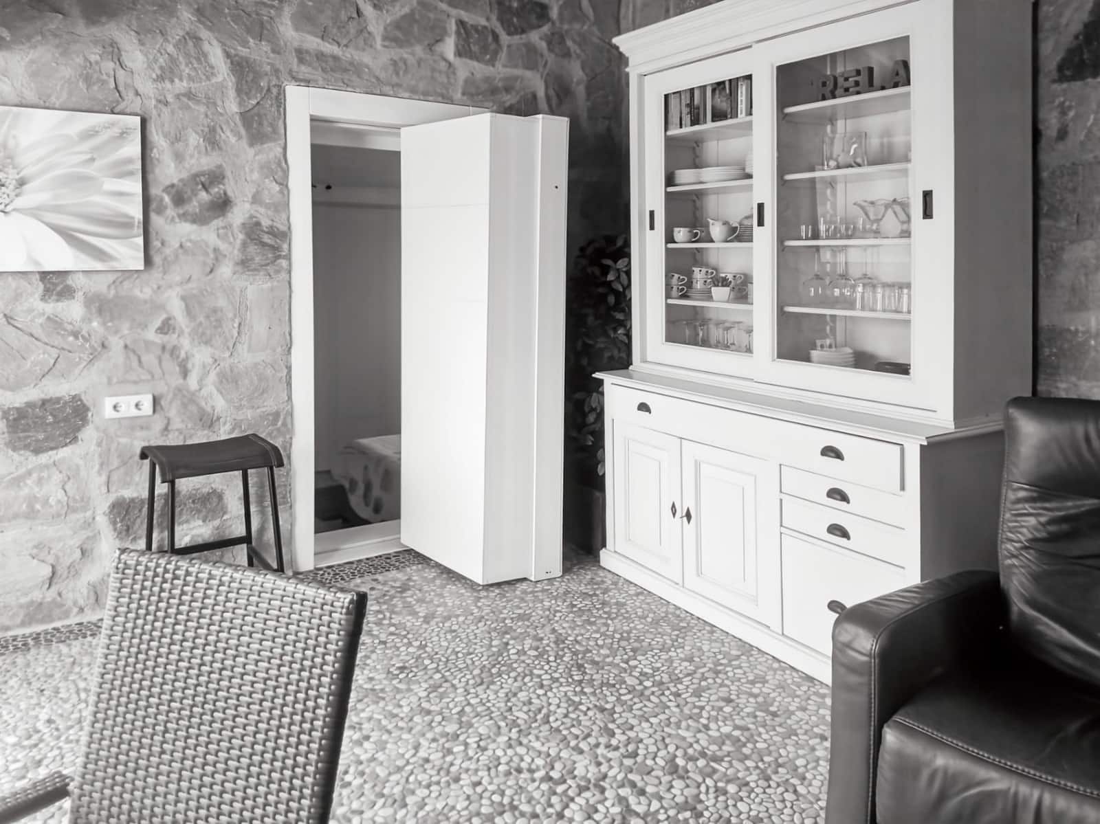 6 bedroom Villa for sale in Albir with pool garage - € 1,180,000 (Ref: 9068750)