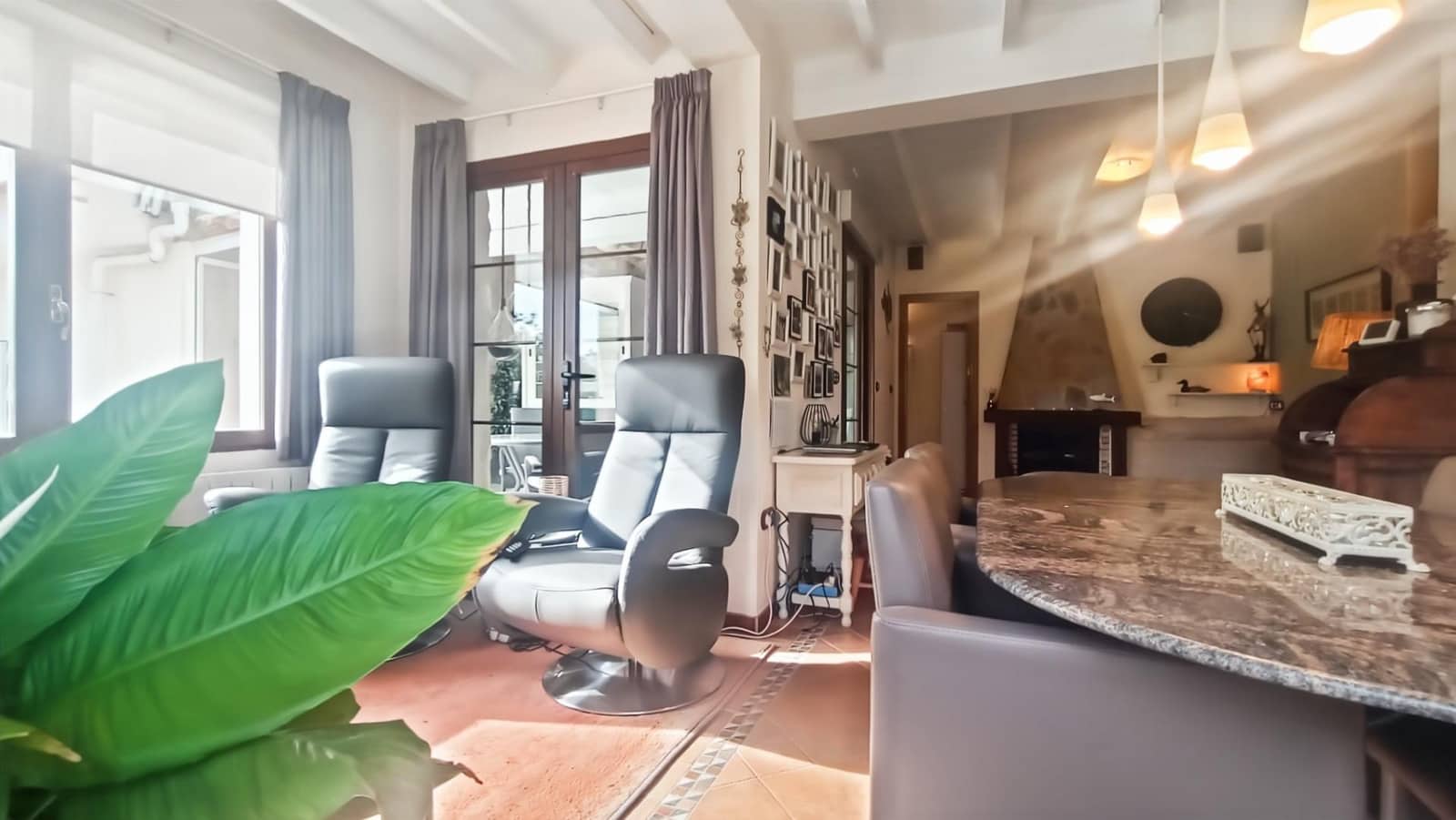 6 bedroom Villa for sale in Albir with pool garage - € 1,180,000 (Ref: 9068750)