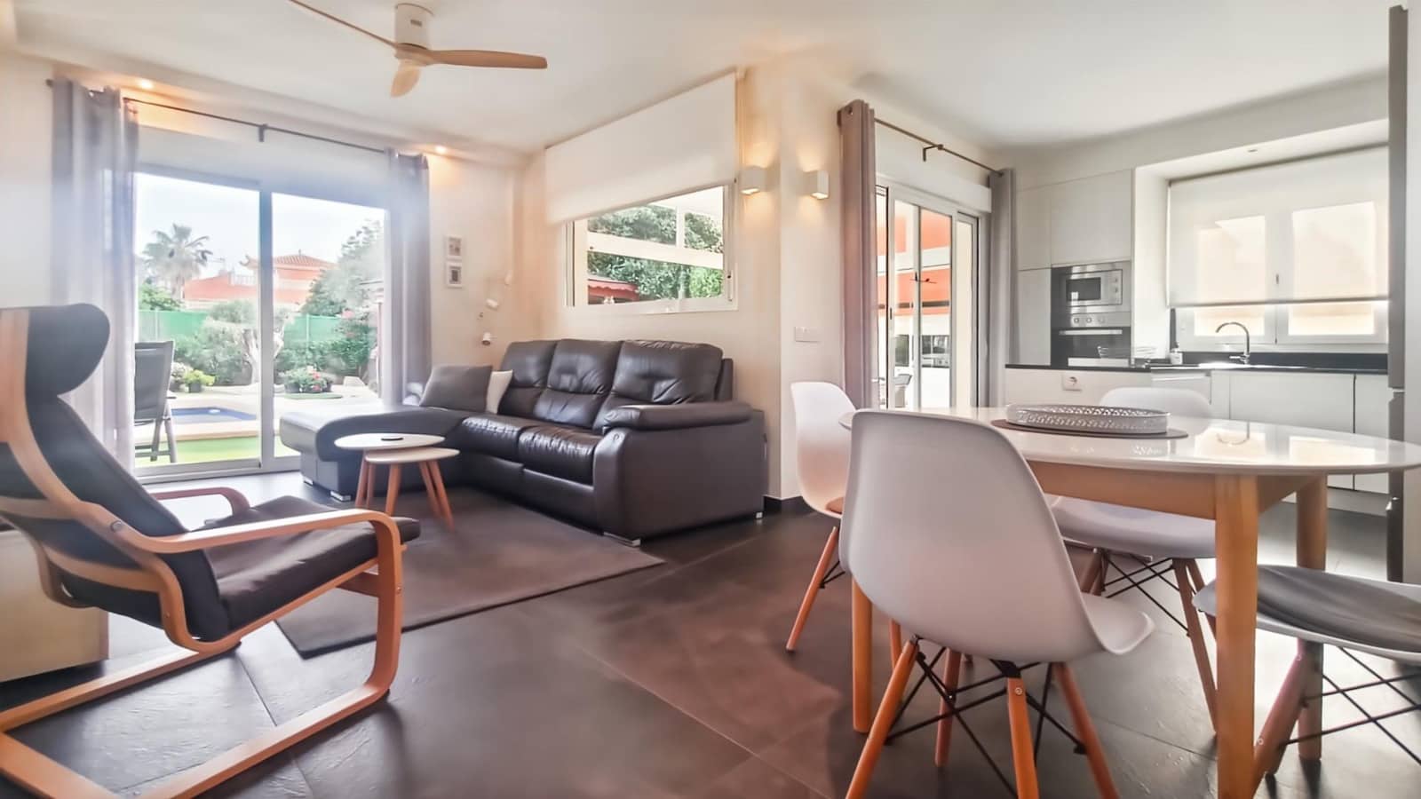 6 bedroom Villa for sale in Albir with pool garage - € 1,180,000 (Ref: 9068750)