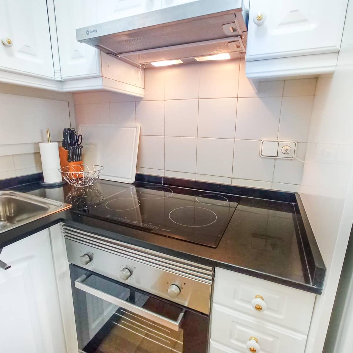 2 quarto Apartamento para arrendar em Albir com piscina - 1 450 € (Ref: 9077892)