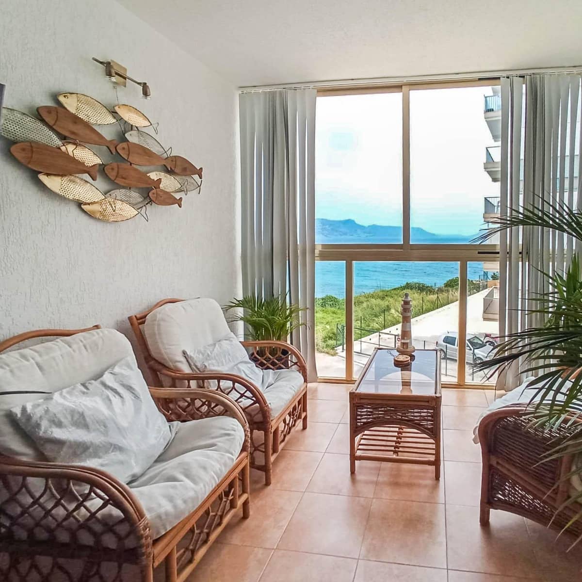 2 quarto Apartamento para arrendar em Albir com piscina - 1 450 € (Ref: 9077892)