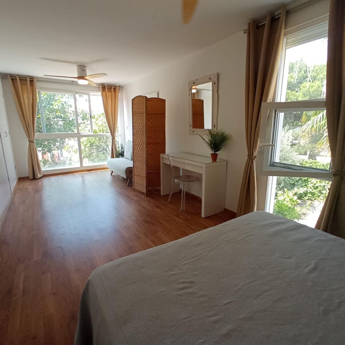 4 soverom Villa til leie i Alfaz del Pi / L'Alfas del Pi med svømmebasseng - € 2 450 (Ref: 9095162)