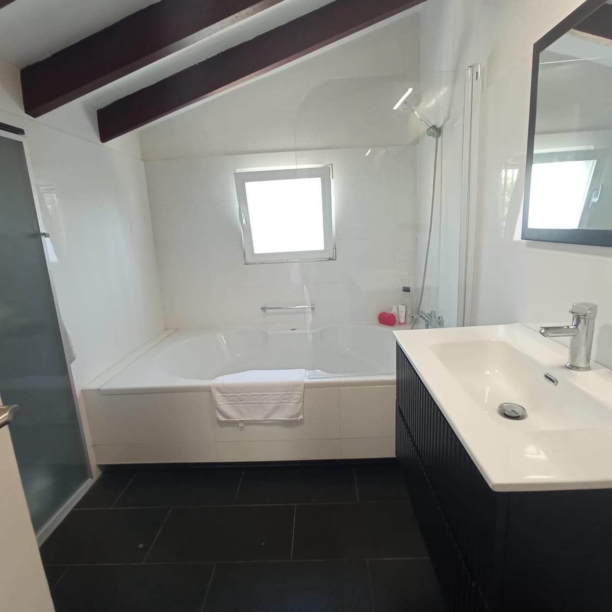 4 soverom Villa til leie i Alfaz del Pi / L'Alfas del Pi med svømmebasseng - € 2 450 (Ref: 9095162)